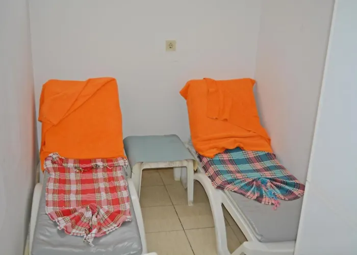 Clover Magic Nova Hotel *