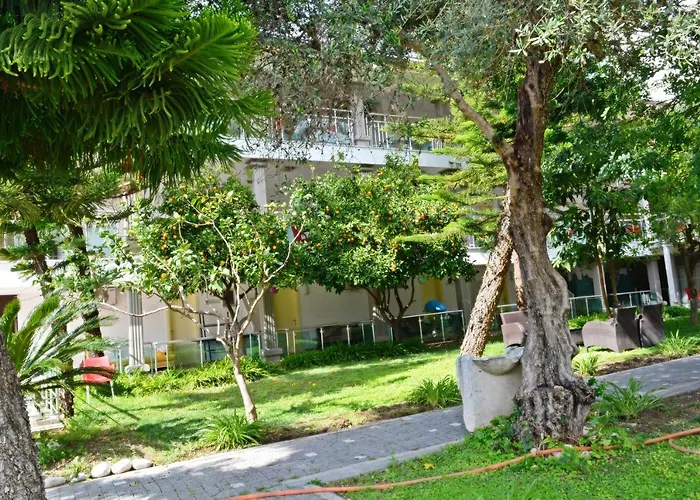 Clover Magic Nova Hotel Side