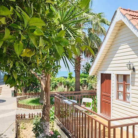 Clover Magic Nova Ξενοδοχείο *